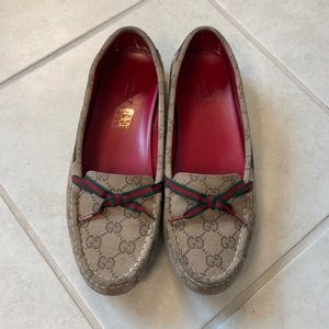 Woman’s Gucci Loafer